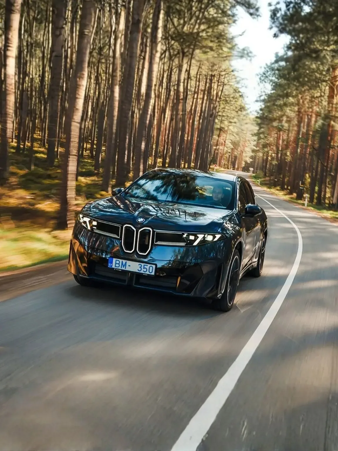 BMW iX3 main banner
